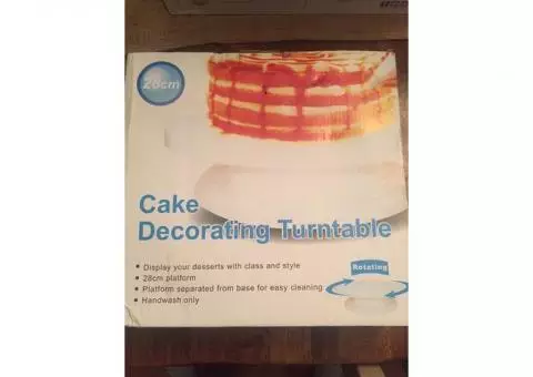 New! Cake Decorating Turntable